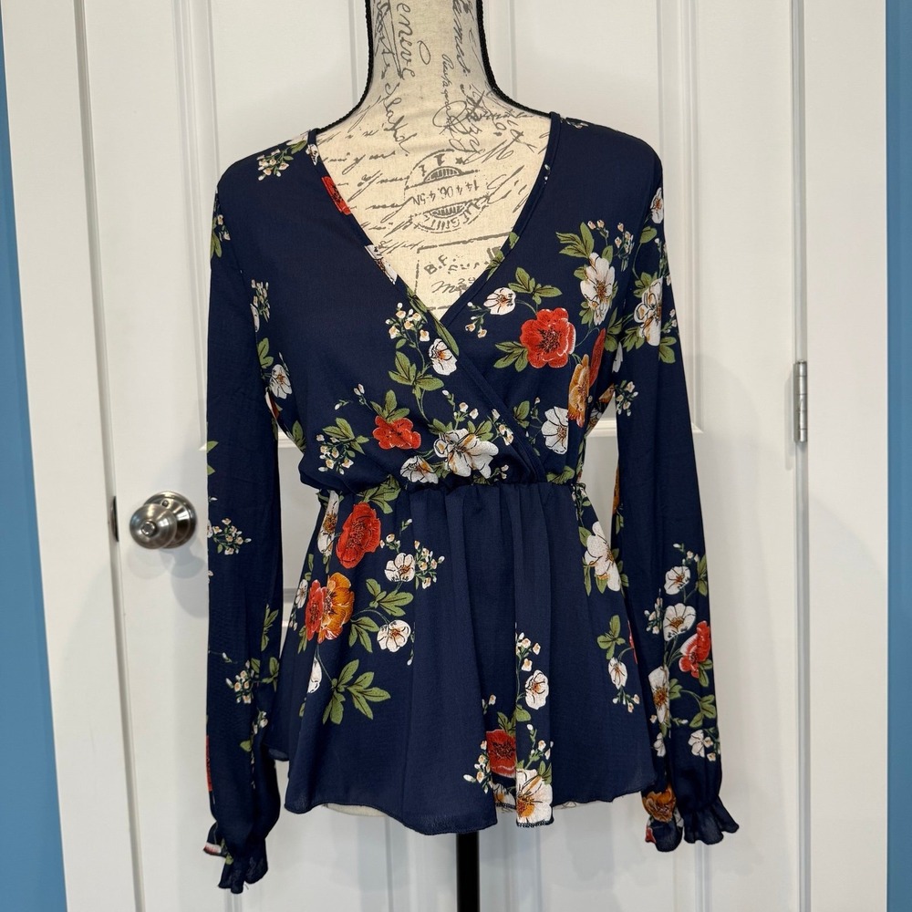 Shein Womans Floral Blouse Top‎ Size XSmall NWOT